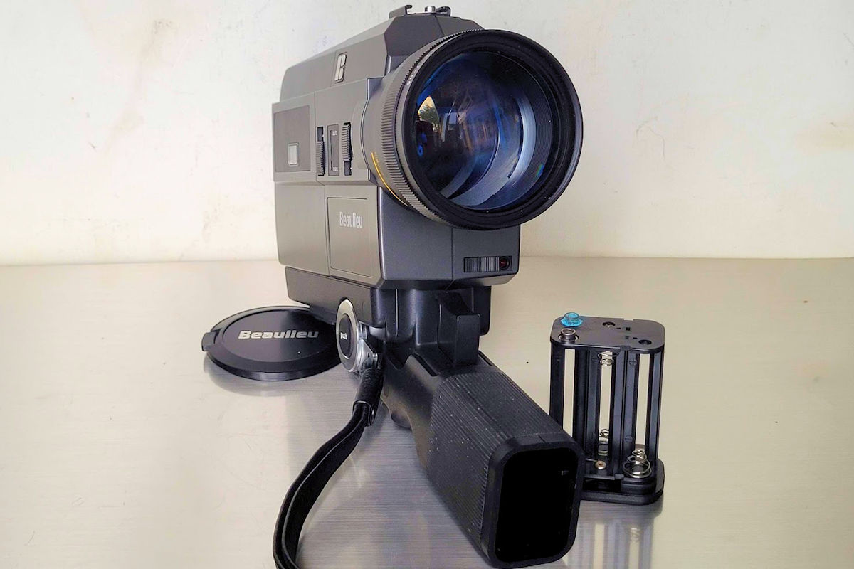 Camera BEAULIEU 1008 XL - Alimentation