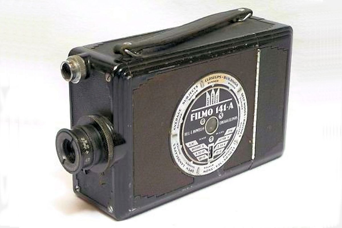 Camera Bell & Howell Filmo 1421 - coté gauche