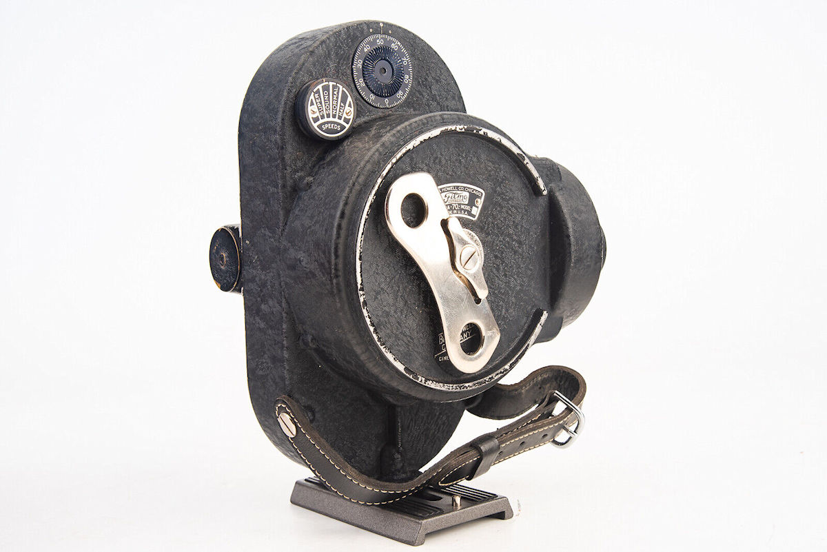 Camera Bell & Howell Filmo 70-E - arrière droit