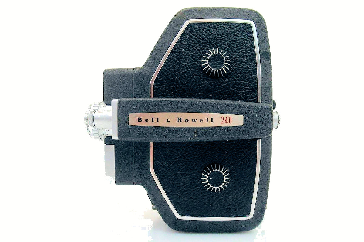 Camera Bell & Howell Modèle 240-T  - Coté gauchearrière