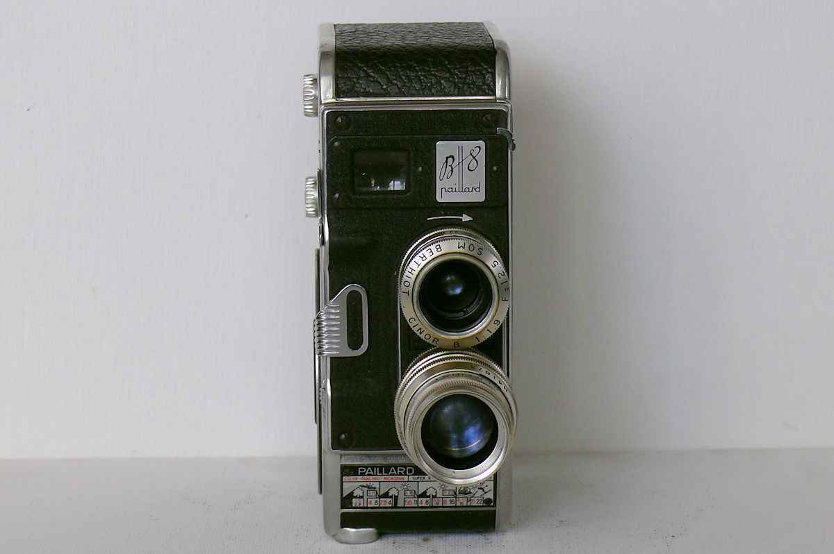 Camera BOLEX B-8 - vue de face