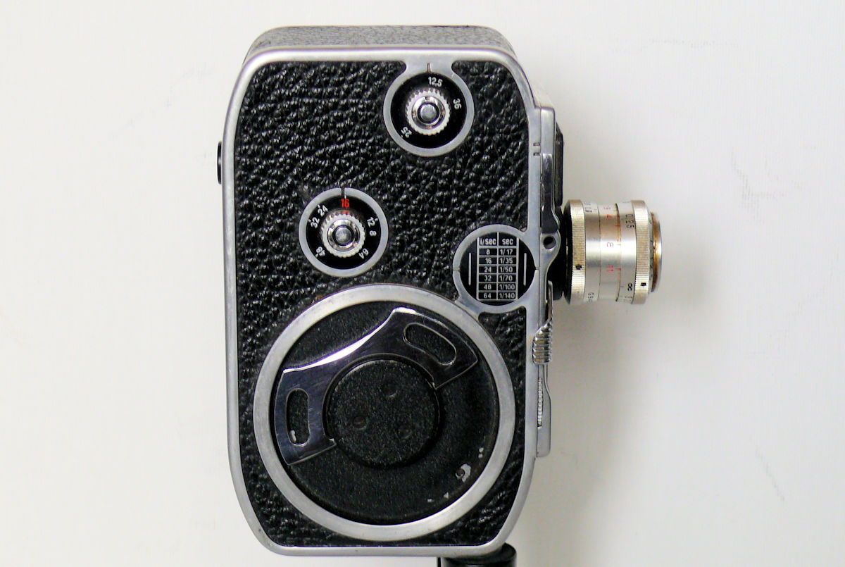 Camera BOLEX C-8 - Coté droit