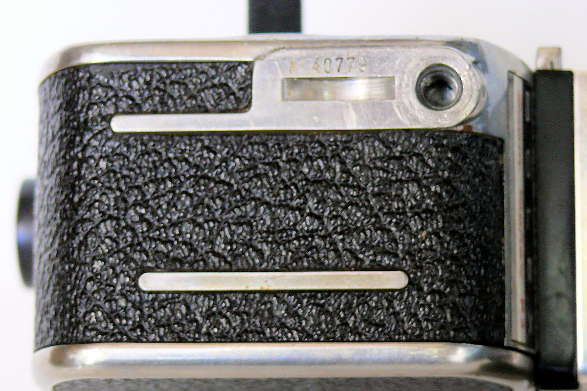 Camera BOLEX Zoom Reflex P3 - Dessous