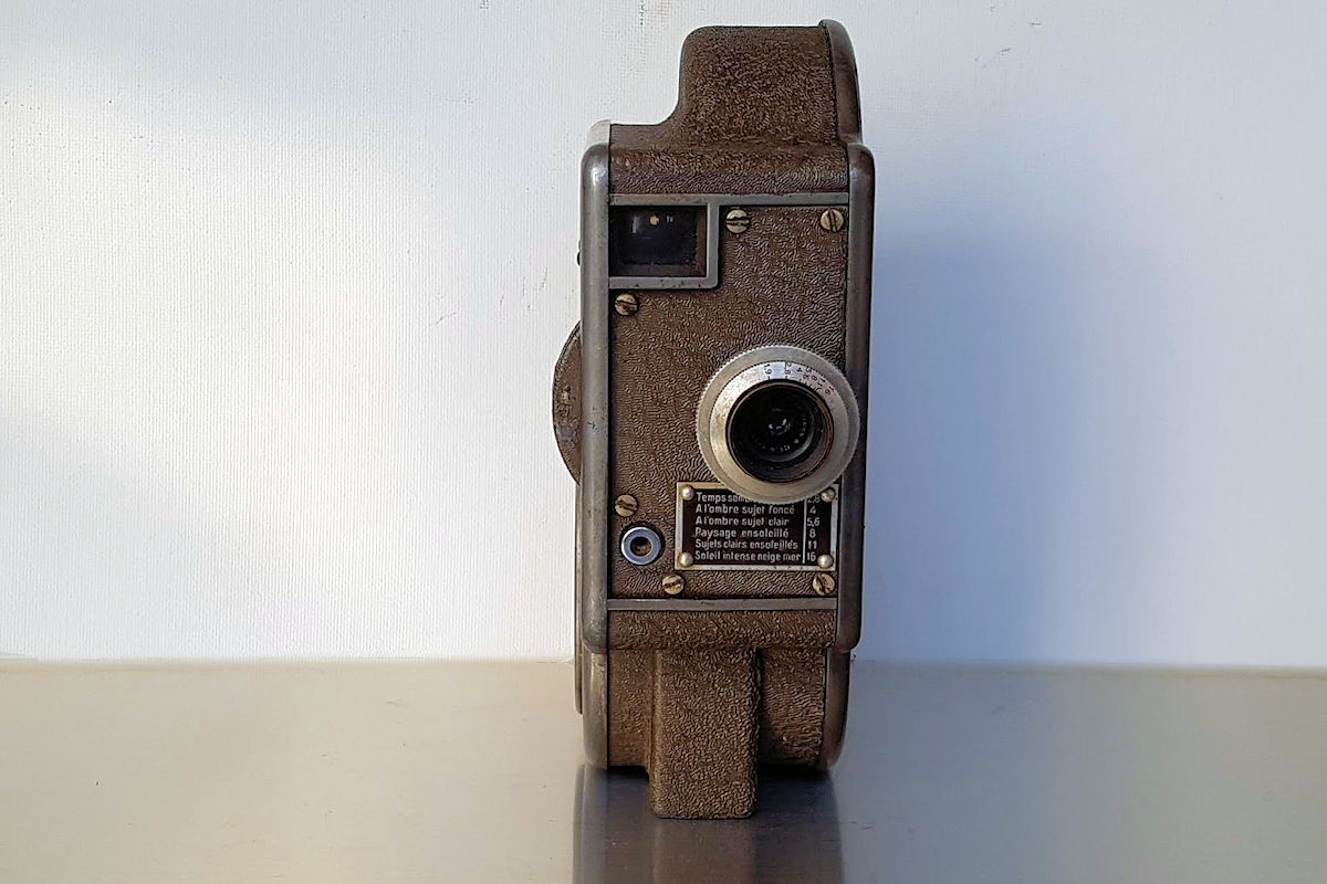 Camera GIC 8 - vue de face