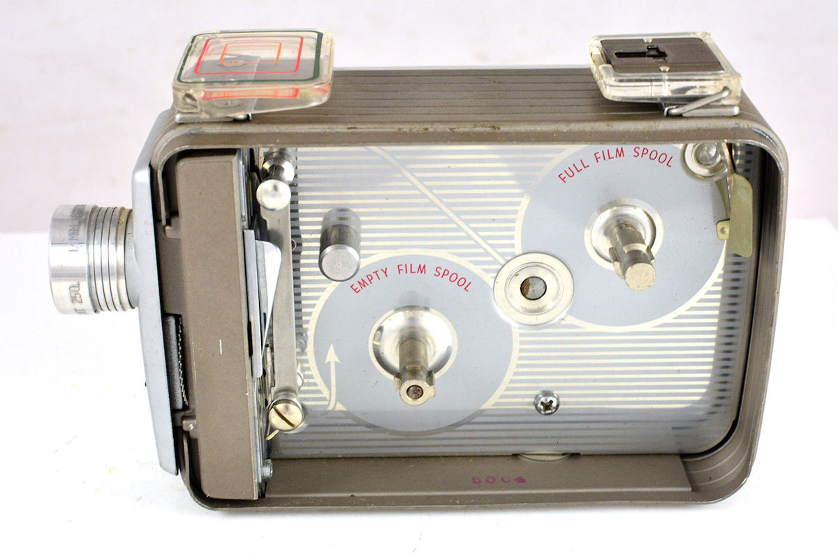 Camera Cine-Kodak Brownie - ouverte