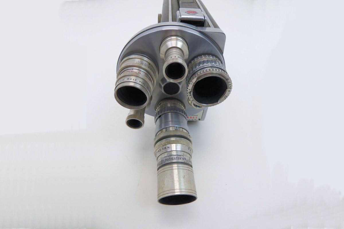 Camera Cine-Kodak Brownie - gauche