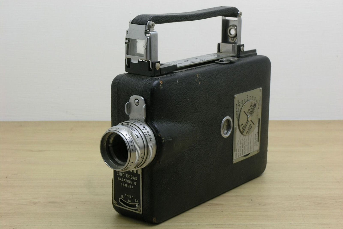 Camera Cine-Kodak Magazine 16 - 1936