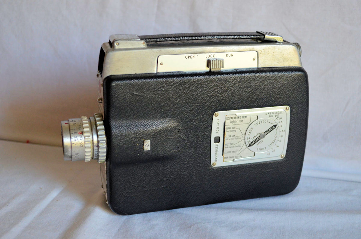 Camera Cine-Kodak Royal - coté gauche