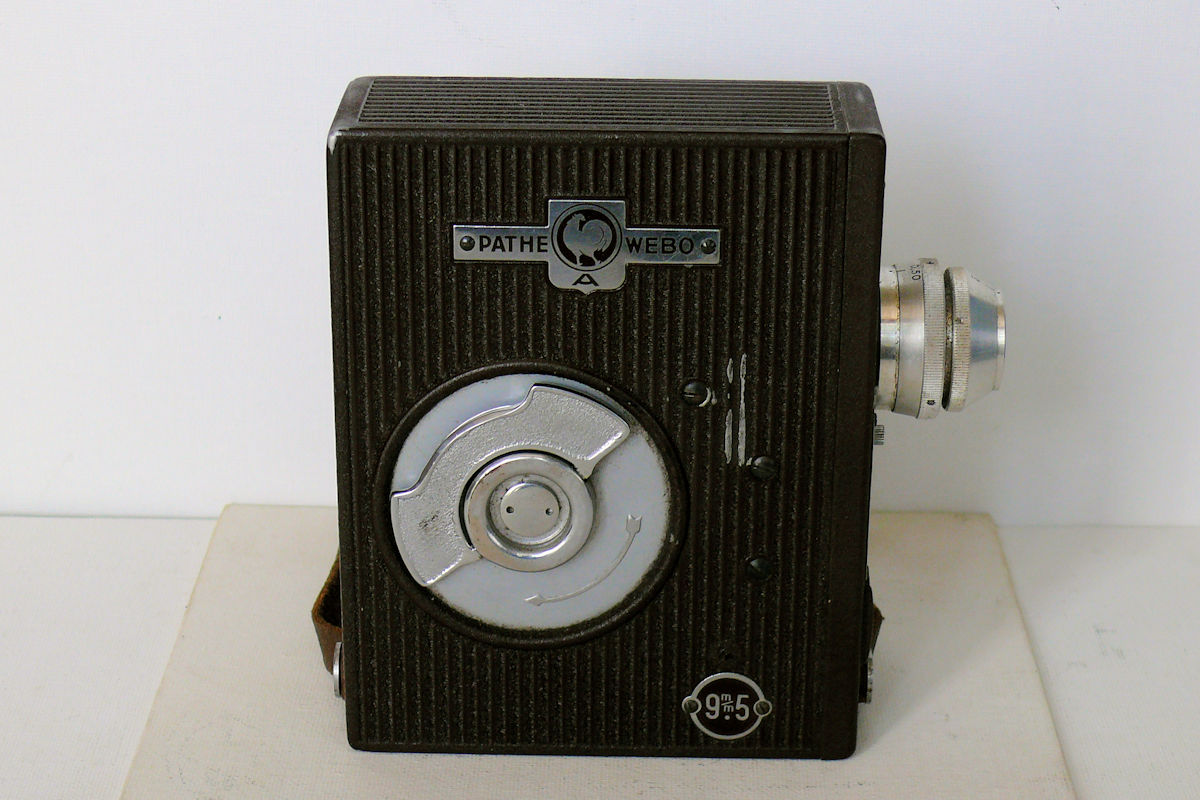 Camera Pathé WEBO-A - Coté droit