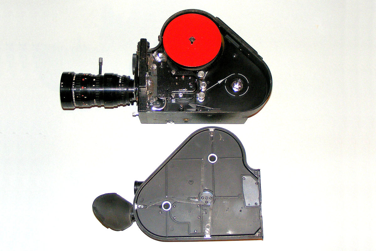 Camera Pathé DS8 BTL  - ouverte